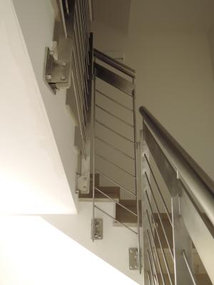 16A.jpg